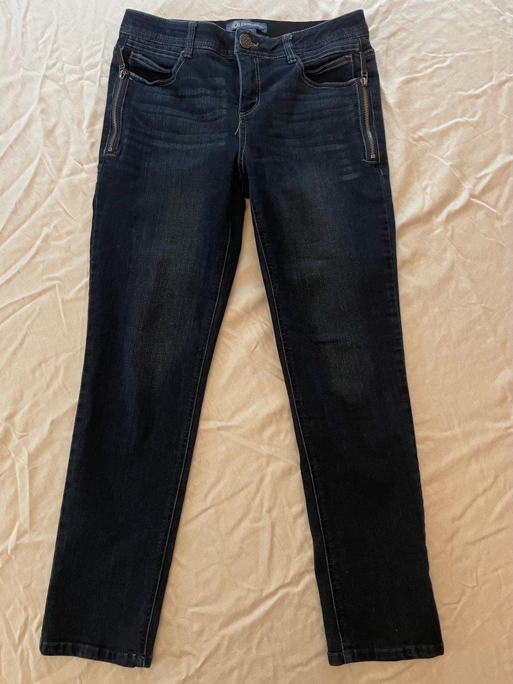 Democracy Dark Denim Skinny Jean with zipper detail front pocket